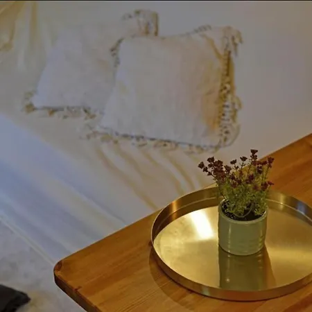 La Petite Maison Apartment *
