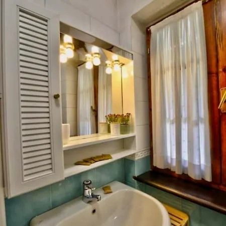 La Petite Maison Apartment *