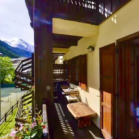 La Petite Maison Apartment *